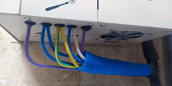 подключение стабилизатора напряжения