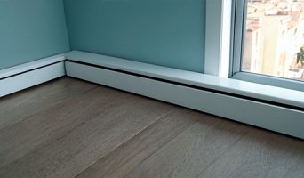 Как выбрать электрический греющий плинтус?