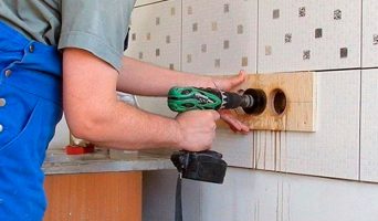 Чем сверлить керамическую плитку?