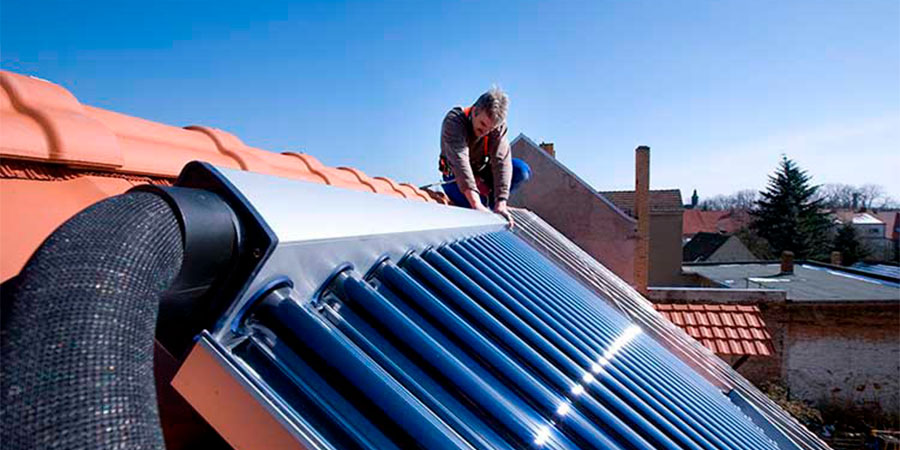 Монтаж солнечного коллектора для отопления