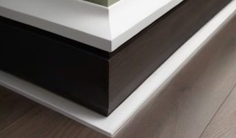 Модульные плинтусы: стильный акцент и функциональность в современном интерьере