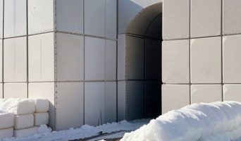Строительство из пеноблоков зимой: секреты успешного проекта в холодное время года