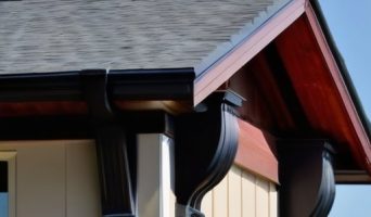 Вальмовая крыша с плоскими углами: история, конструкция и современные решения в архитектуре