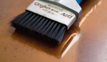 Эффективная борьба с ржавчиной: как ортофосфорная кислота решает проблему коррозии