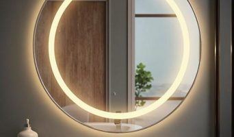 Зеркала с подсветкой: преимущества, варианты установки и стиль