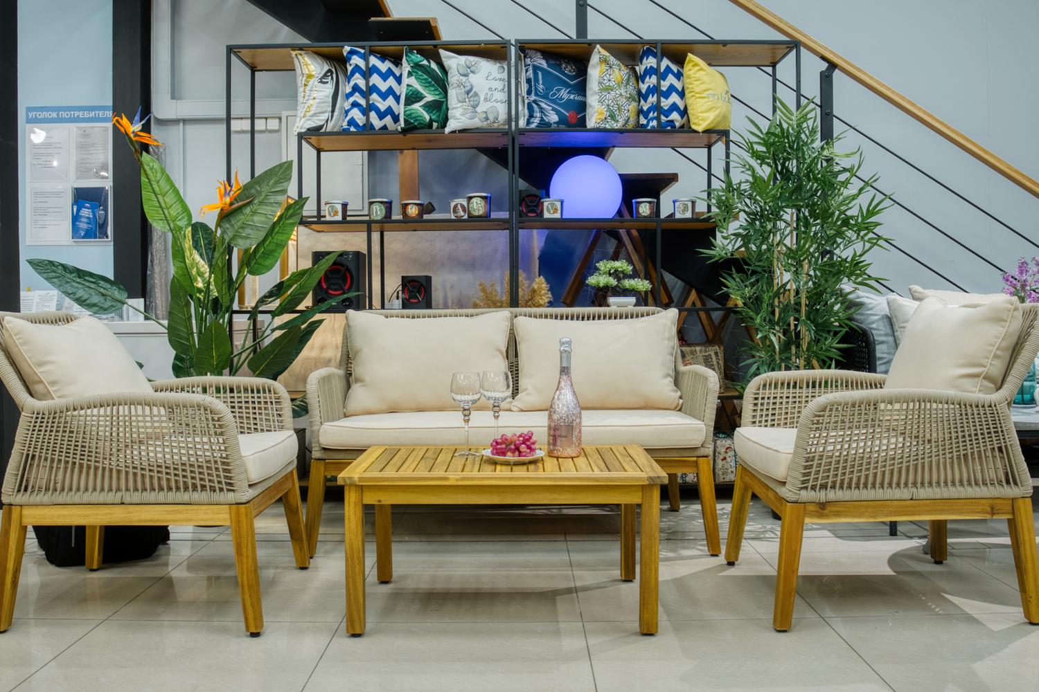 Как организовать обеденную зону на открытой террасе