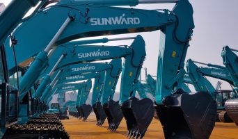 Как выбрать экскаватор для строительных работ: ключевые параметры и советы специалистов